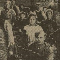 Afbeelding Vlastrekken in Wehe-Den Hoorn 1916
